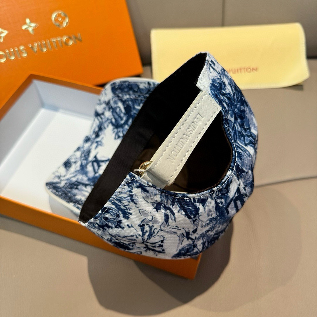 配盒子布袋，LV路易威登新款原单棒球帽，lv丝印，1:1开模订制，原版丝印绸缎面料+头层牛皮，时尚帅气质