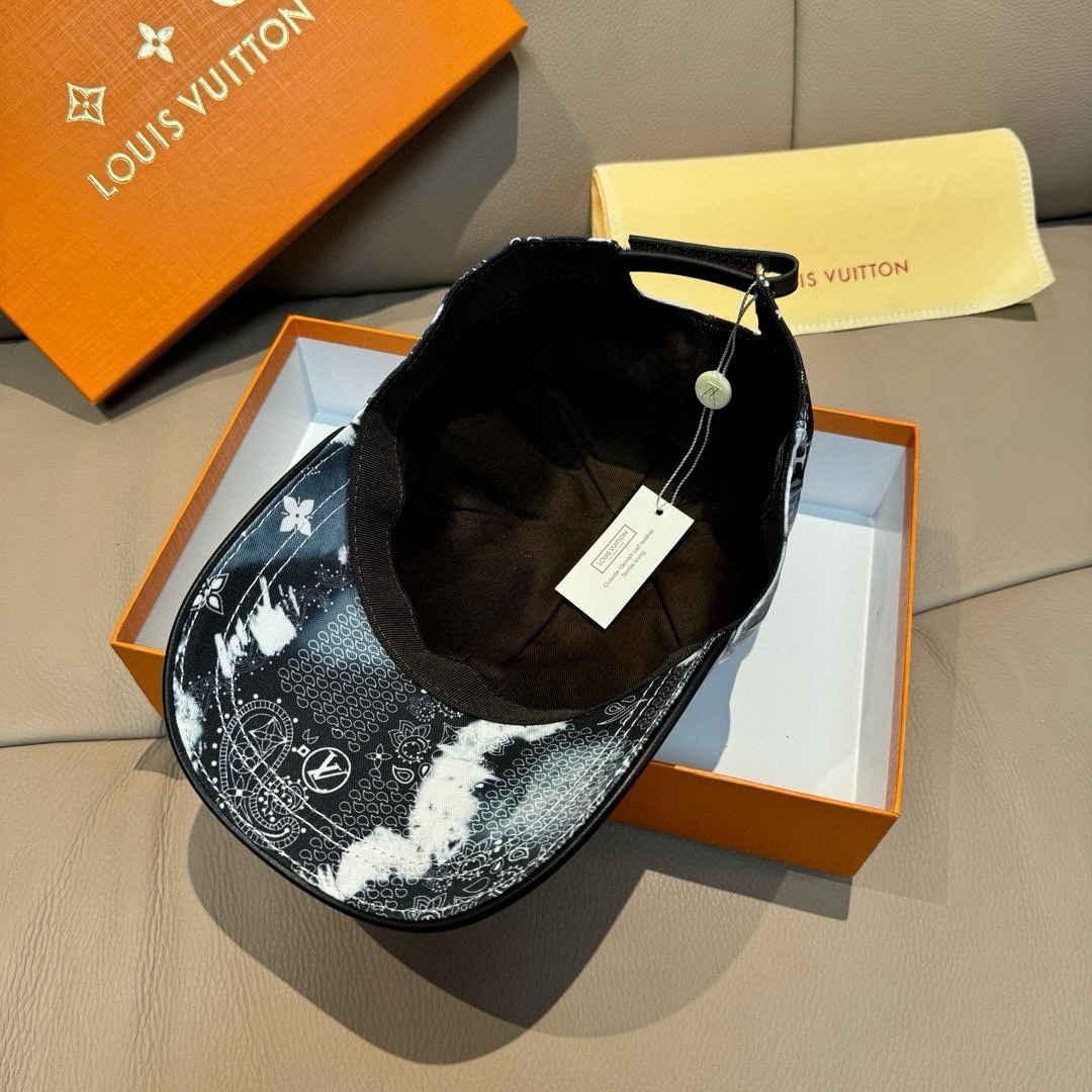 配盒子布袋，LV路易威登新款原单棒球帽，lv丝印，1:1开模订制，原版丝印绸缎面料+头层牛皮，时尚帅气质