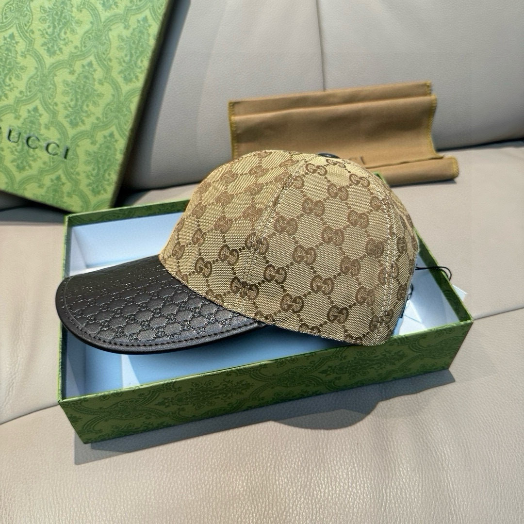 配盒子布袋，Gucci(古奇)经典原单棒球帽，小双G牛皮拼接，1:1开模订制，质量超赞！帽檐头层牛皮压花