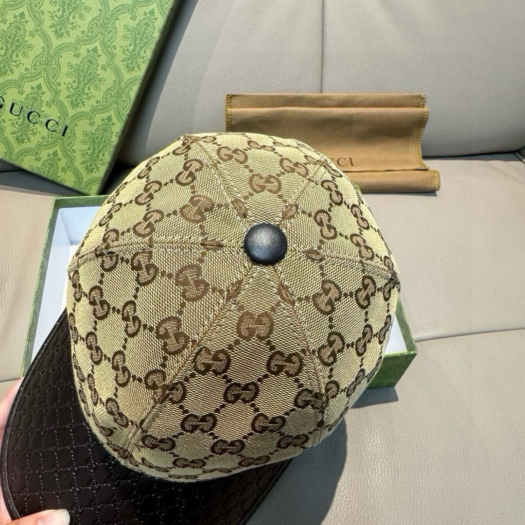 配盒子布袋，Gucci(古奇)经典原单棒球帽，小双G牛皮拼接，1:1开模订制，质量超赞！帽檐头层牛皮压花