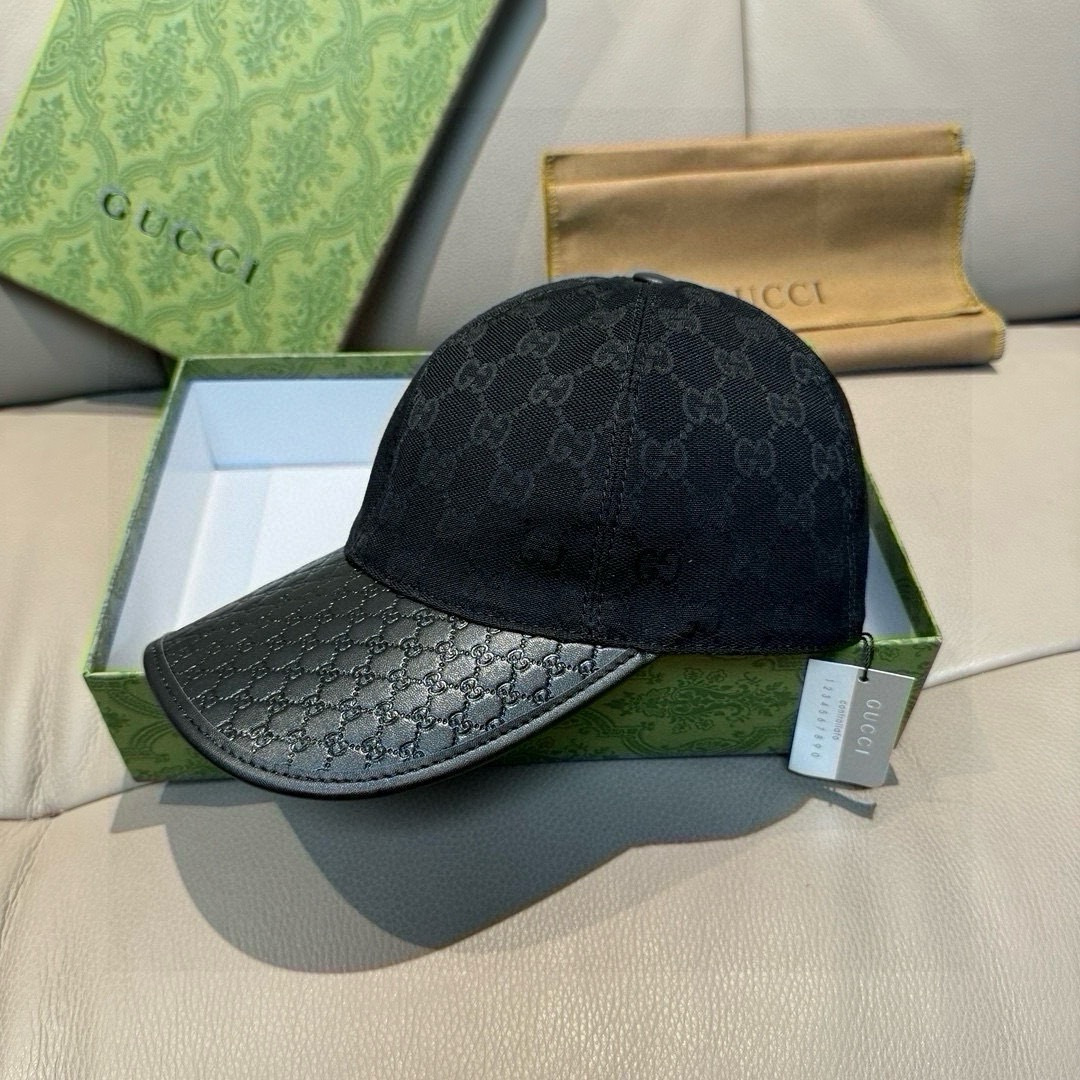 配盒子布袋，Gucci(古奇)经典原单棒球帽，小双G牛皮拼接，1:1开模订制，质量超赞！帽檐头层牛皮压花
