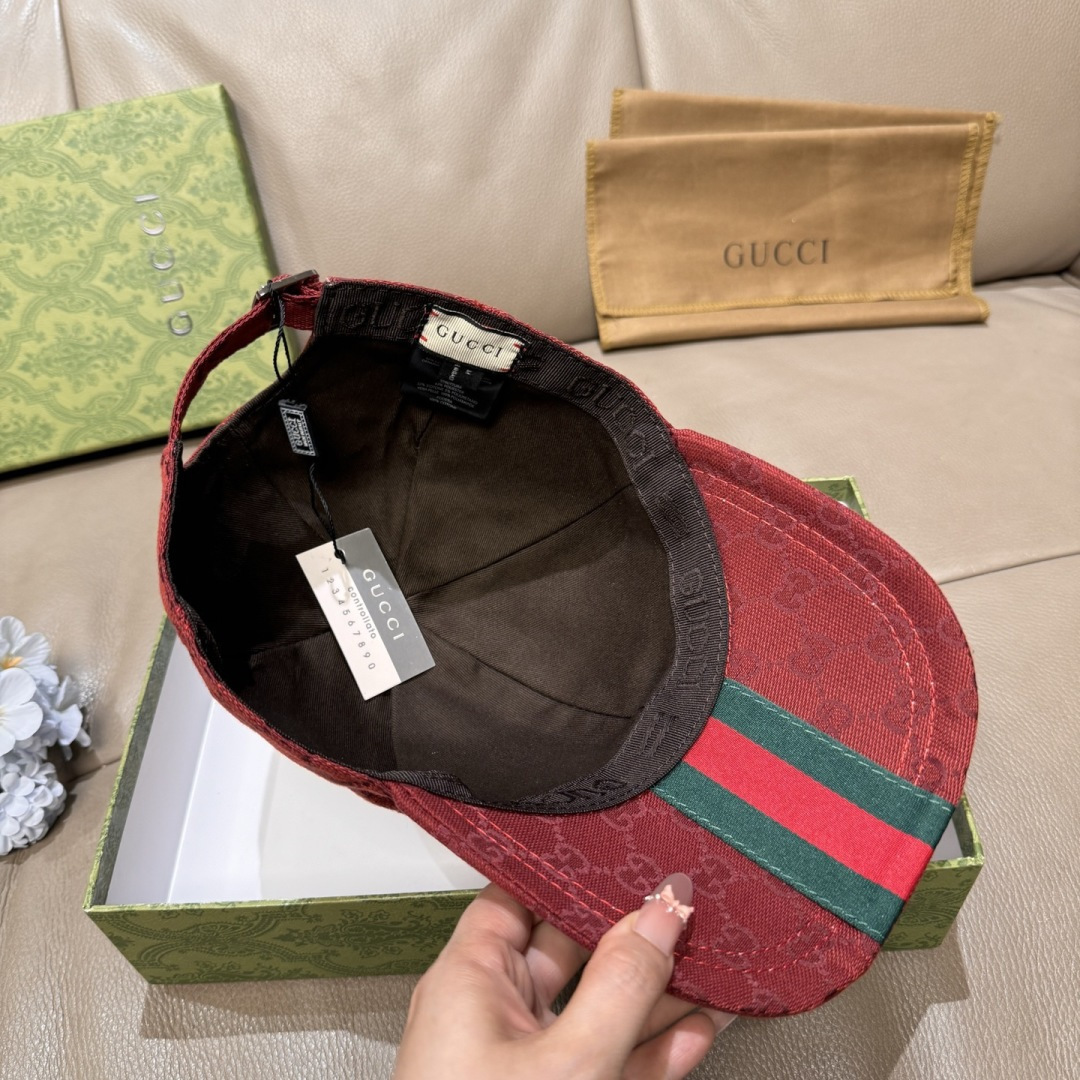 原单版本出货！配盒子布袋，Gucci(古奇)最新原单棒球帽，宽版织带。专柜1:1开模订制，最高版本，原版