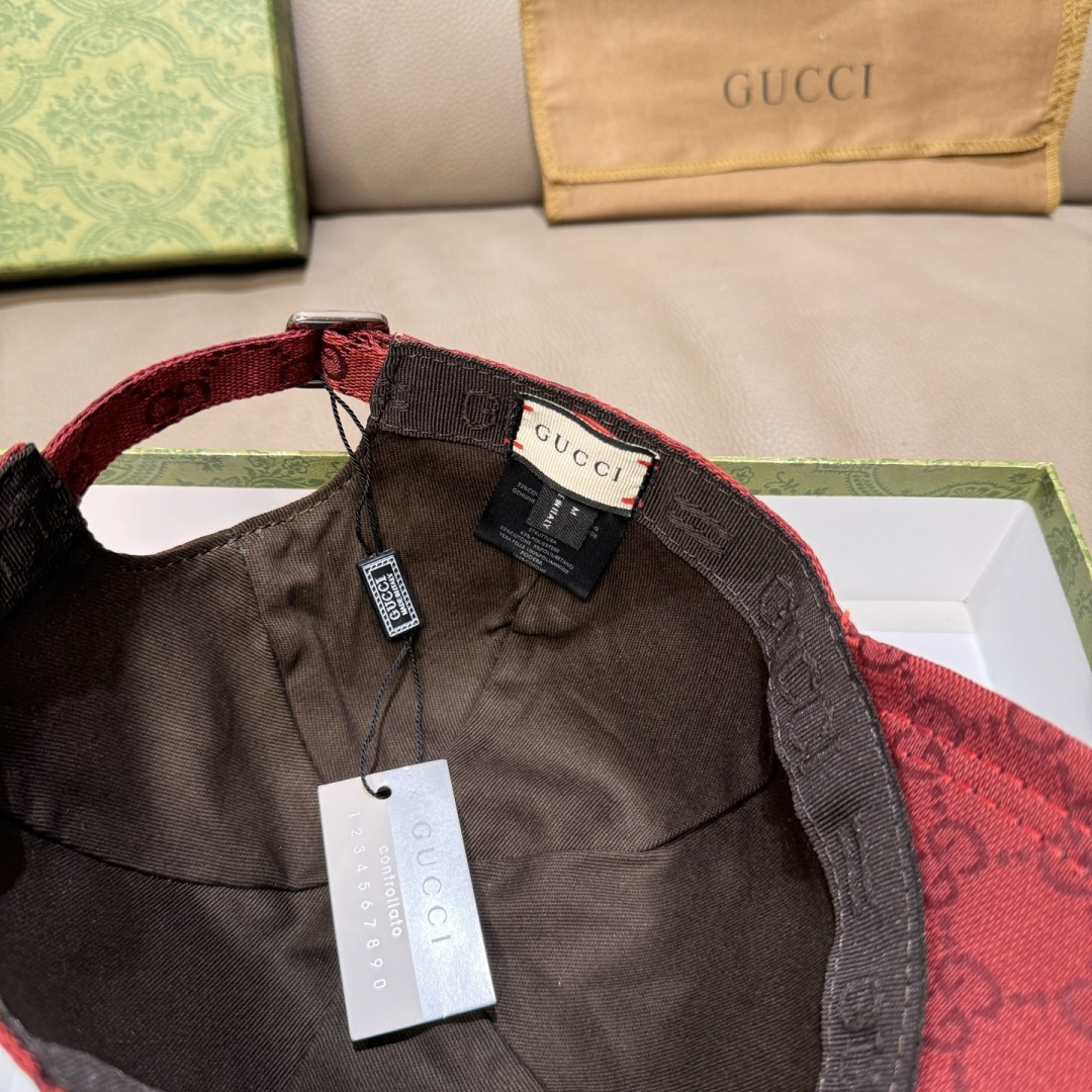 原单版本出货！配盒子布袋，Gucci(古奇)最新原单棒球帽，宽版织带。专柜1:1开模订制，最高版本，原版