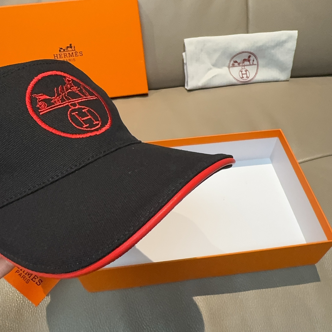 配盒子布袋，HERMÈS (爱马仕)原单棒球帽，经典H，正品开模订制，原版透气帆布面料+头层牛皮，原厂精