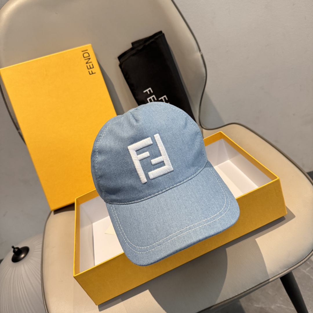 配盒子布袋，Fendi（芬迪）新款原单棒球帽， 双F大刺绣，专柜热卖款中，1:1开模订制，原厂进帆布料+