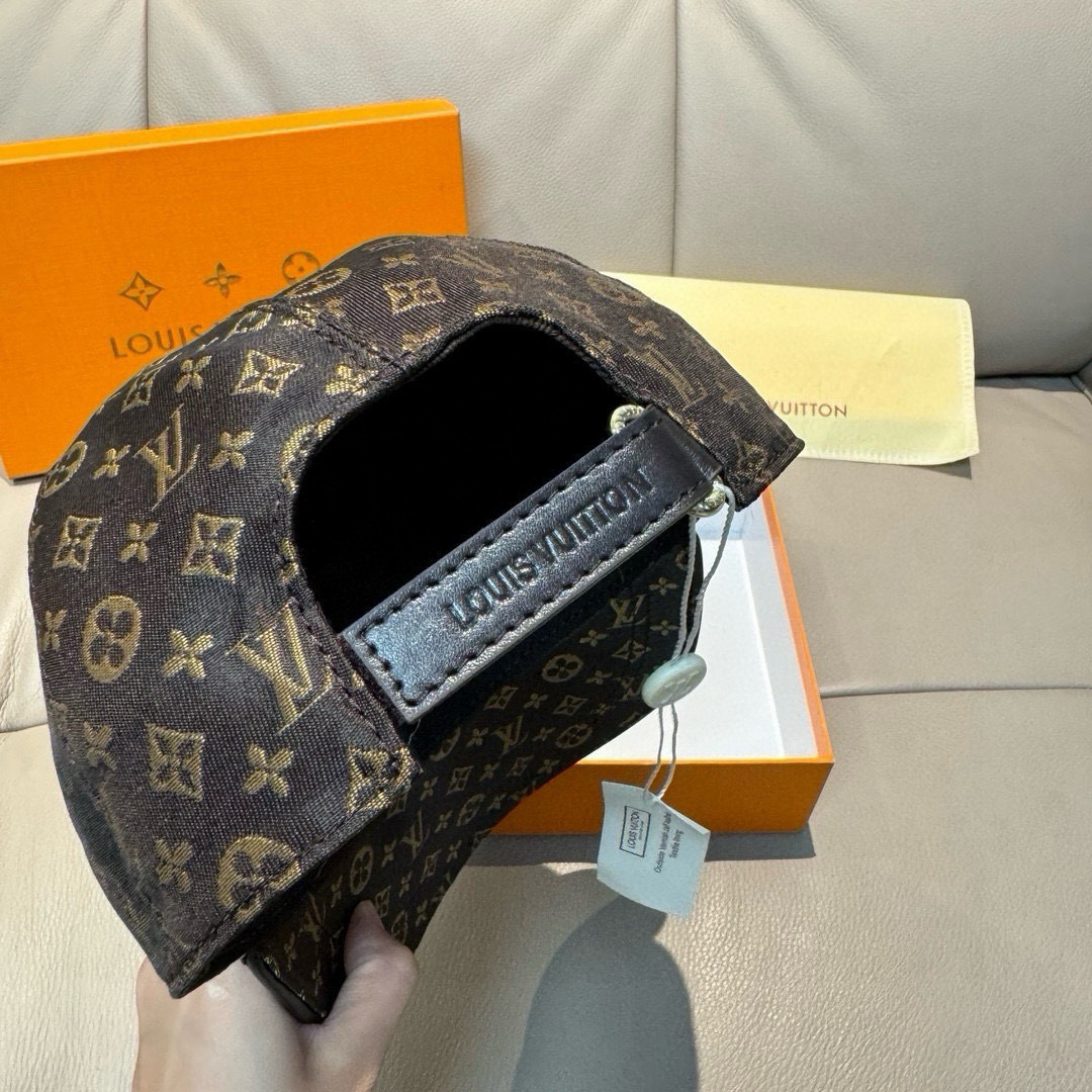 配盒子布袋，LV路易威登新款原单棒球帽， 七彩提花，专柜1:1开模订制，原版帆布料+头层牛皮，纯棉内里，