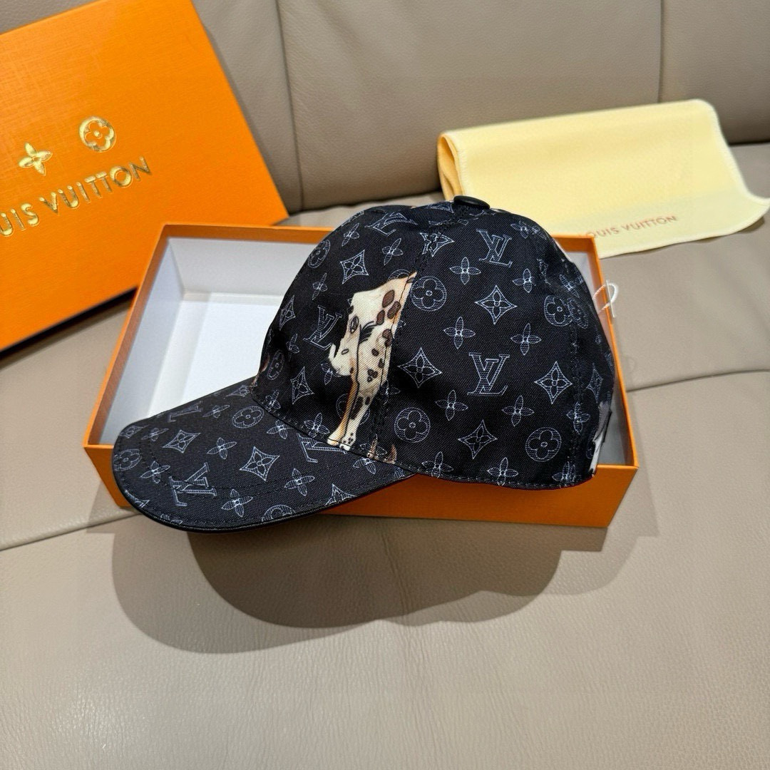配盒子布袋，LV路易威登新款原单棒球帽，动物丝印，1:1开模订制，原版丝印绸缎面料+头层牛皮，时尚帅气质