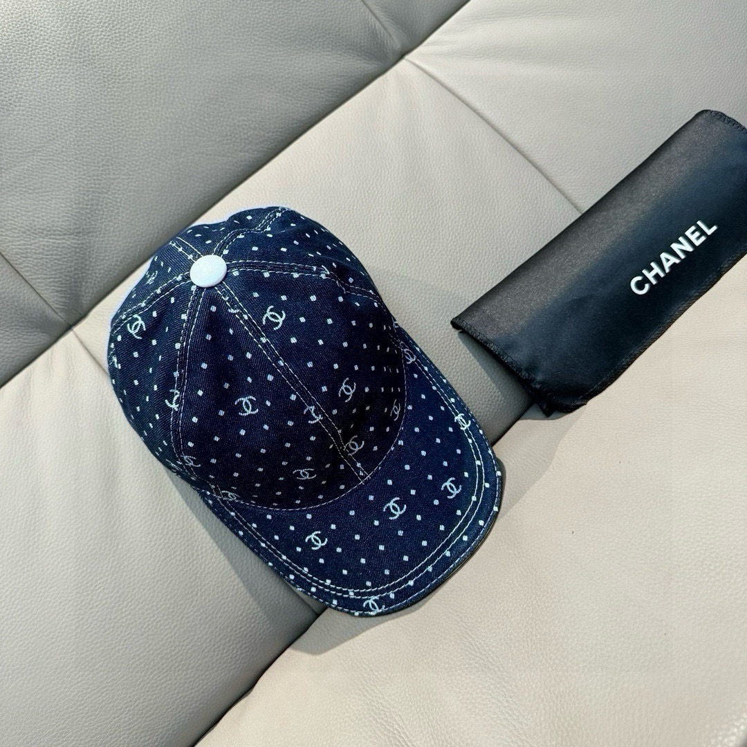 配盒子布袋，Chanel(香奈儿)新款原单棒球帽， 牛仔小双C，专柜1:1开模订制，原版牛仔布料+头层牛
