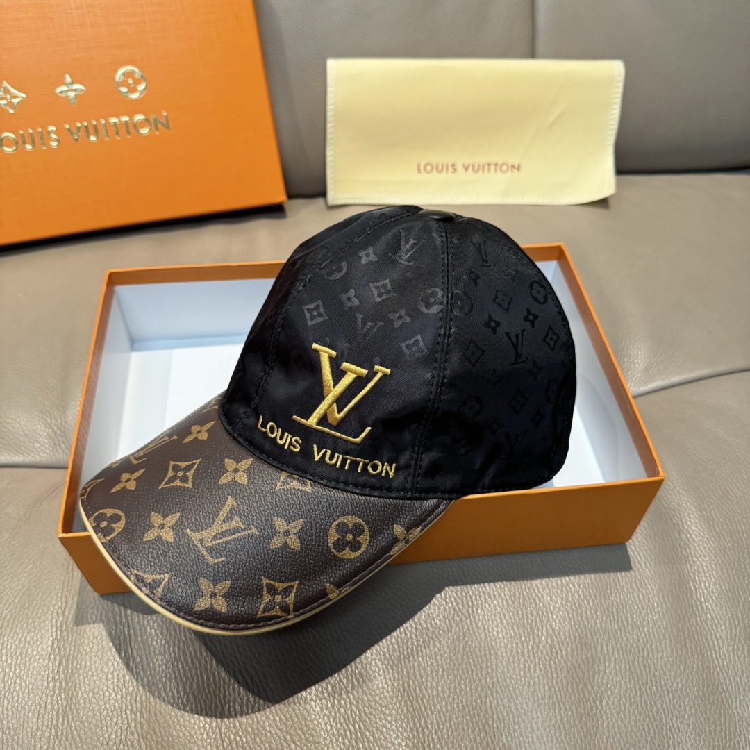 配盒子布袋，LV(路易威登)新款原单棒球帽，老花拼接，1:1开模订制，原版印花绸缎面料+专柜老花皮，做工