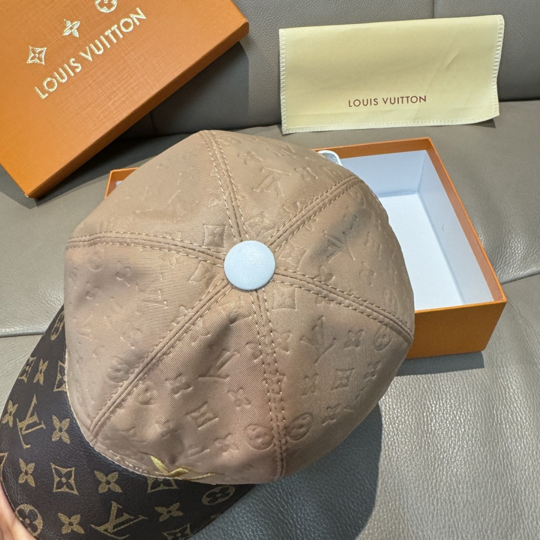 配盒子布袋，LV(路易威登)新款原单棒球帽，老花拼接，1:1开模订制，原版印花绸缎面料+专柜老花皮，做工