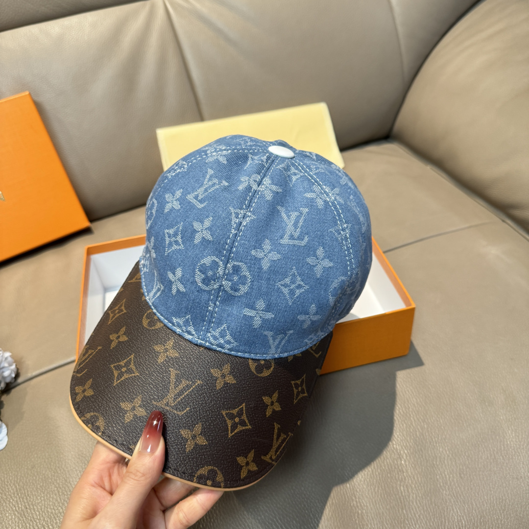 配盒子布袋，LV(路易威登)新款原单棒球帽，老花拼接，1:1开模订制，原版牛仔布料+专柜老花皮，做工细致