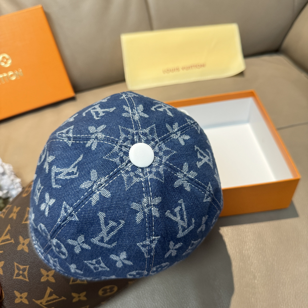 配盒子布袋，LV(路易威登)新款原单棒球帽，老花拼接，1:1开模订制，原版牛仔布料+专柜老花皮，做工细致