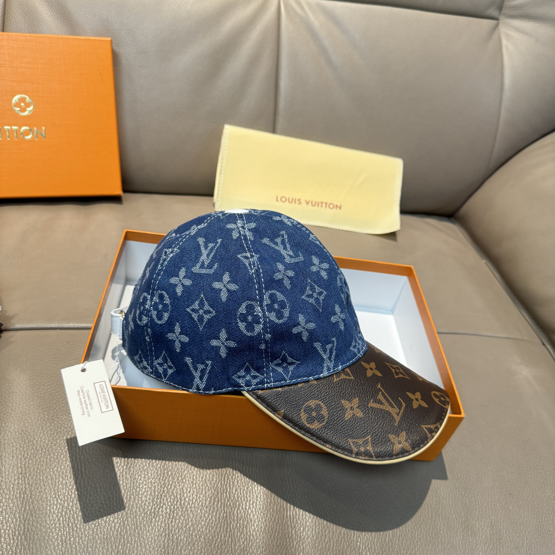 配盒子布袋，LV(路易威登)新款原单棒球帽，老花拼接，1:1开模订制，原版牛仔布料+专柜老花皮，做工细致