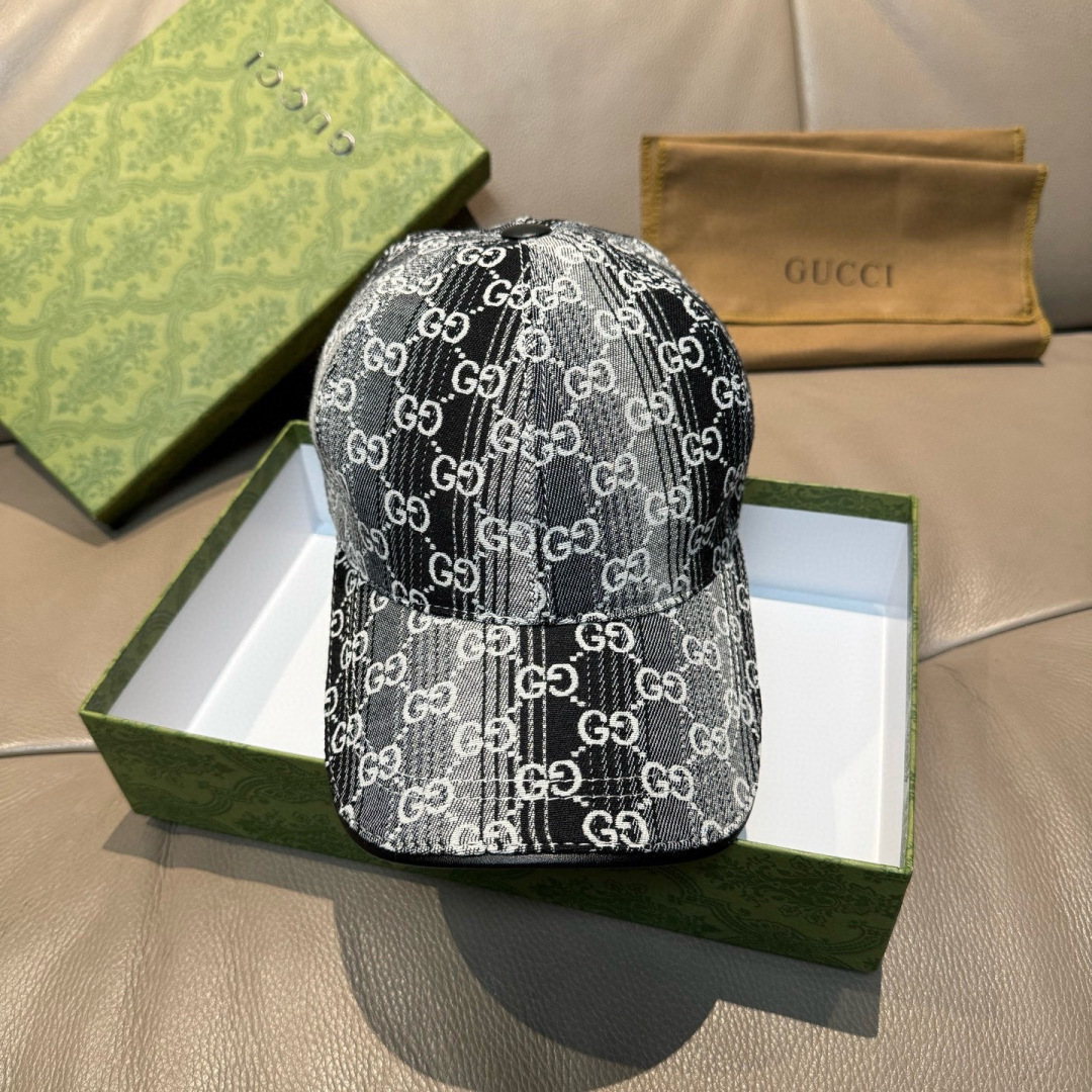 配盒子布袋，Gucci(古奇)新款原单棒球帽，渐变糖果双G，专柜1:1开模订制！原版牛仔布料+头层牛皮，