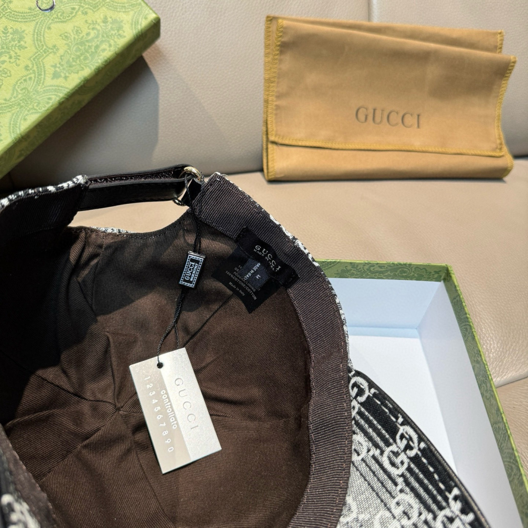 配盒子布袋，Gucci(古奇)新款原单棒球帽，渐变糖果双G，专柜1:1开模订制！原版牛仔布料+头层牛皮，