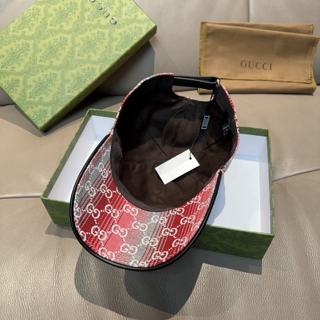 配盒子布袋，Gucci(古奇)新款原单棒球帽，渐变糖果双G，专柜1:1开模订制！原版牛仔布料+头层牛皮，