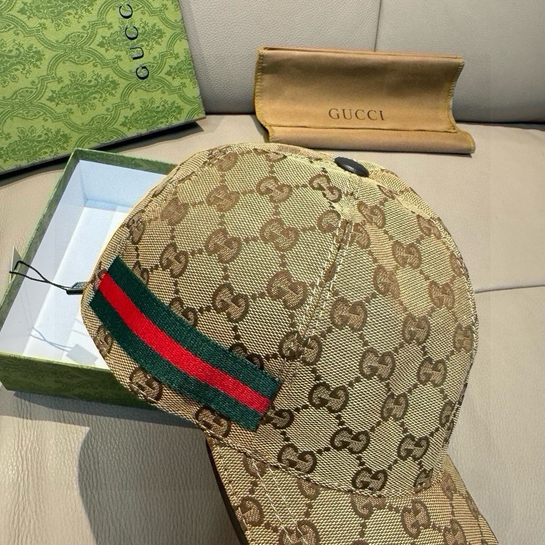 万年经典款！杏色，黑色有s和L码配盒子布袋，Gucci(古奇)经典原单棒球帽😍😍专柜1:1开模订制，最高