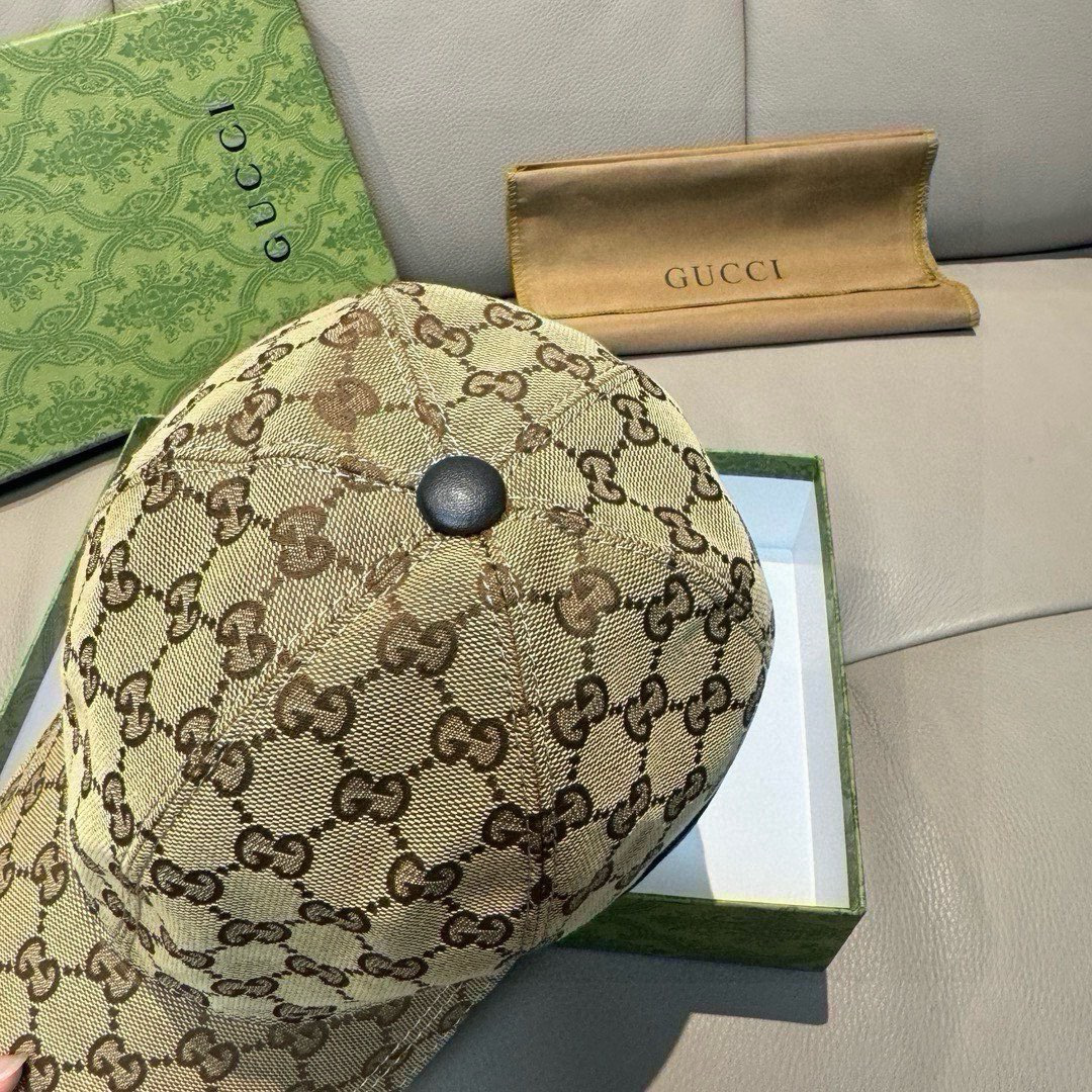 万年经典款！杏色，黑色有s和L码配盒子布袋，Gucci(古奇)经典原单棒球帽😍😍专柜1:1开模订制，最高