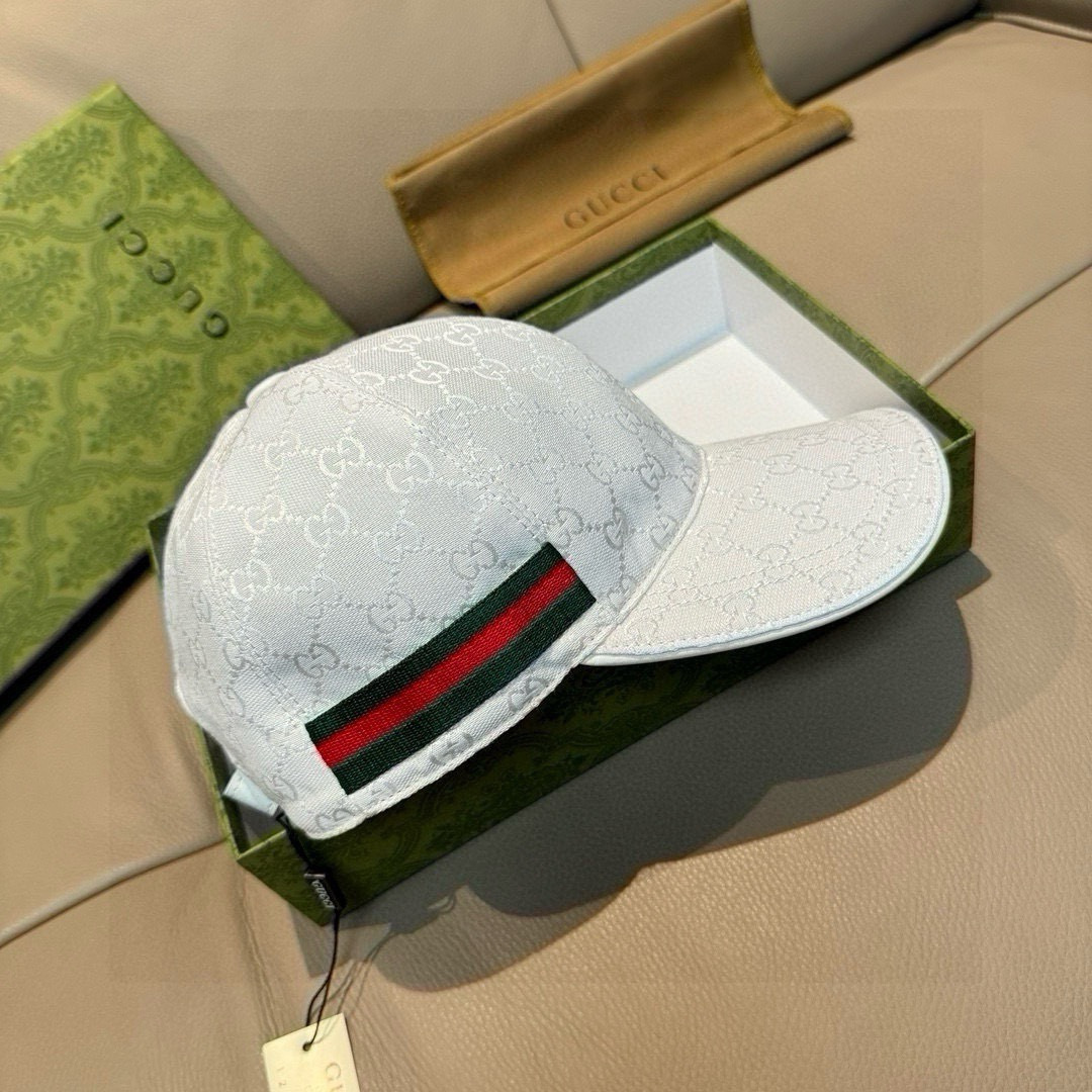 万年经典款！杏色，黑色有s和L码配盒子布袋，Gucci(古奇)经典原单棒球帽😍😍专柜1:1开模订制，最高