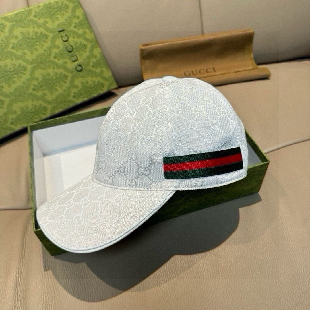 万年经典款！杏色，黑色有s和L码配盒子布袋，Gucci(古奇)经典原单棒球帽😍😍专柜1:1开模订制，最高