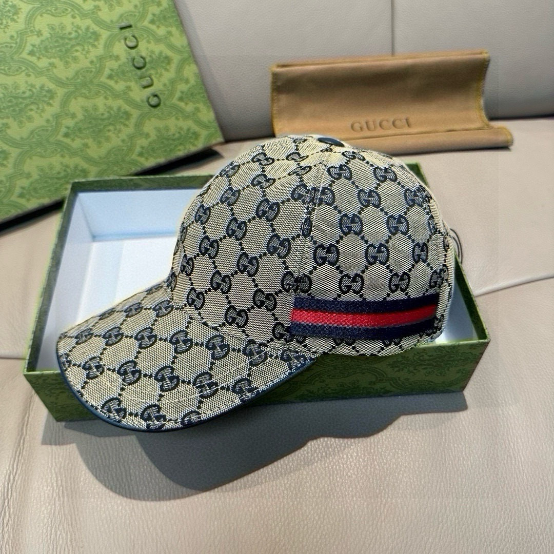 万年经典款！杏色，黑色有s和L码配盒子布袋，Gucci(古奇)经典原单棒球帽😍😍专柜1:1开模订制，最高