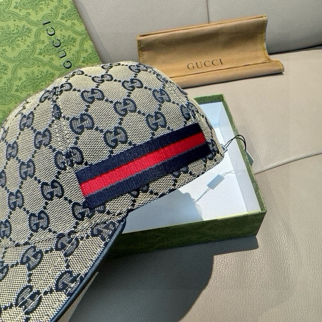万年经典款！杏色，黑色有s和L码配盒子布袋，Gucci(古奇)经典原单棒球帽😍😍专柜1:1开模订制，最高