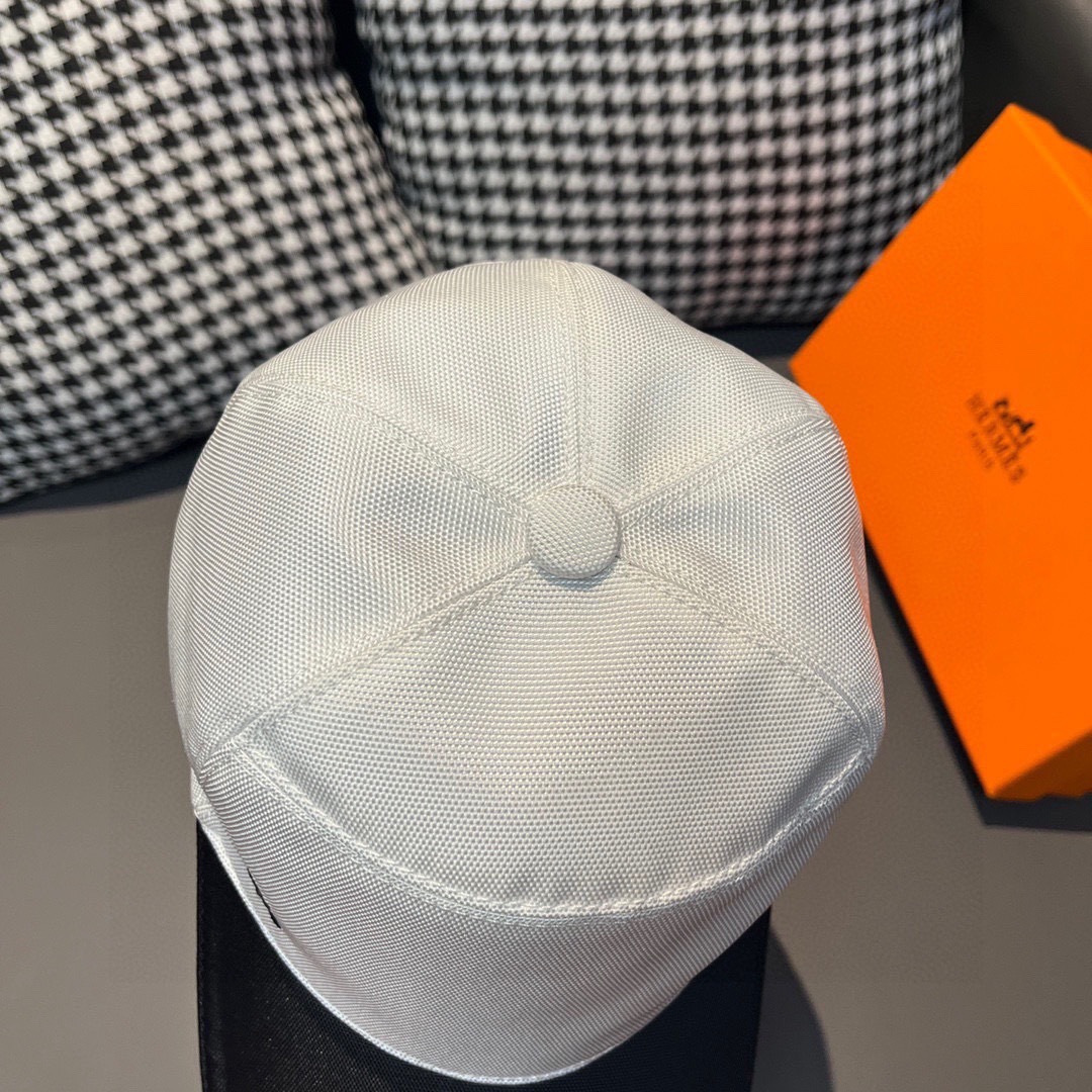 新款出货配盒子布袋，HERMÈS (爱马仕)最新款原单棒球帽，拼色H，正品开模订制，原版透气帆布面料+头
