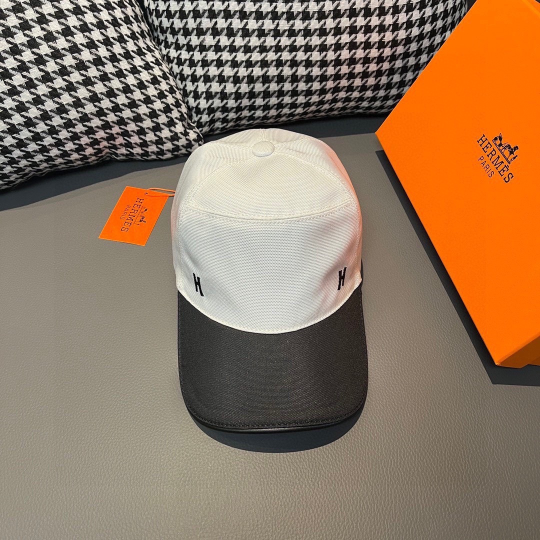新款出货配盒子布袋，HERMÈS (爱马仕)最新款原单棒球帽，拼色H，正品开模订制，原版透气帆布面料+头