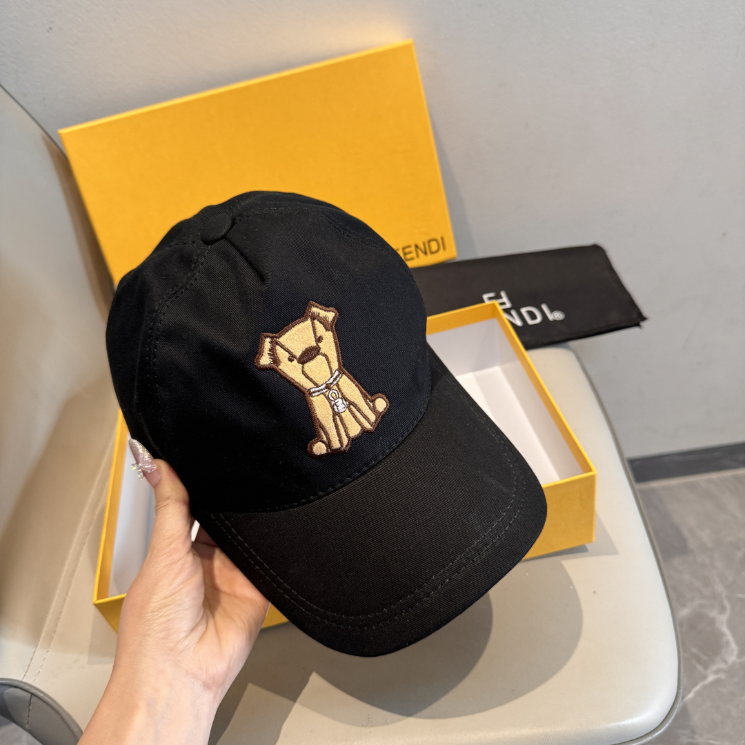 配盒子布袋，Fendi（芬迪）新款原单棒球帽， 双F狗狗刺绣，专柜热卖款中，1:1开模订制，原厂棉布料+