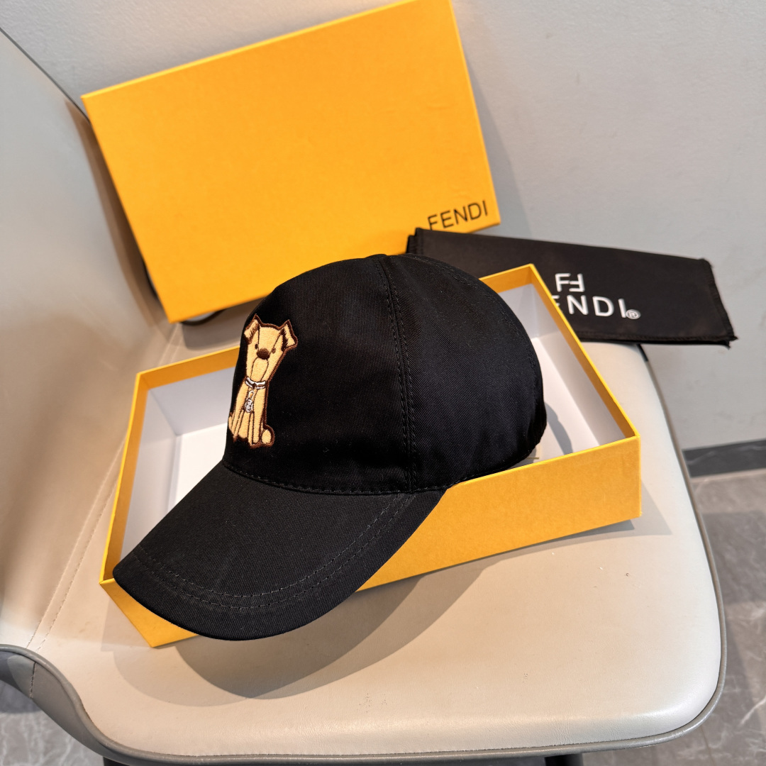 配盒子布袋，Fendi（芬迪）新款原单棒球帽， 双F狗狗刺绣，专柜热卖款中，1:1开模订制，原厂棉布料+