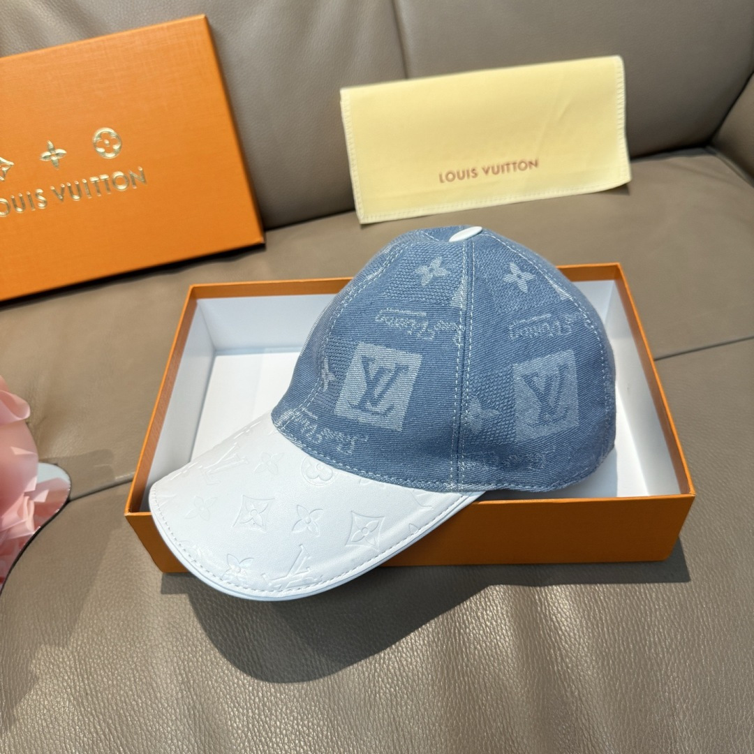 配盒子布袋，LV(路易威登)新款原单棒球帽，牛皮压花，1:1开模订制，原版牛仔布料，做工细致完美，质量超