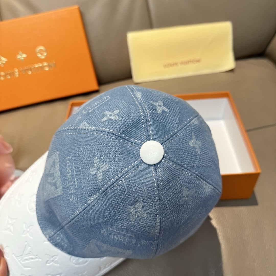 配盒子布袋，LV(路易威登)新款原单棒球帽，牛皮压花，1:1开模订制，原版牛仔布料，做工细致完美，质量超