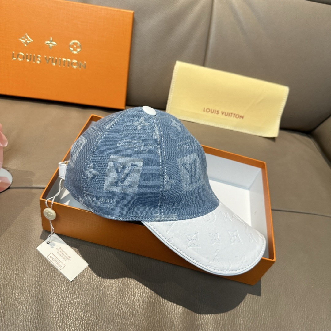 配盒子布袋，LV(路易威登)新款原单棒球帽，牛皮压花，1:1开模订制，原版牛仔布料，做工细致完美，质量超