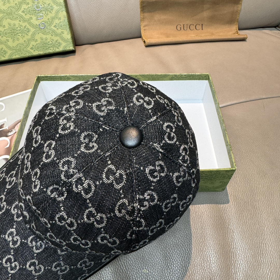 配盒子布袋，Gucci(古奇)经典原单棒球帽，双G牛仔提花，复古设计，专柜1:1开模订制！原版牛仔布料+