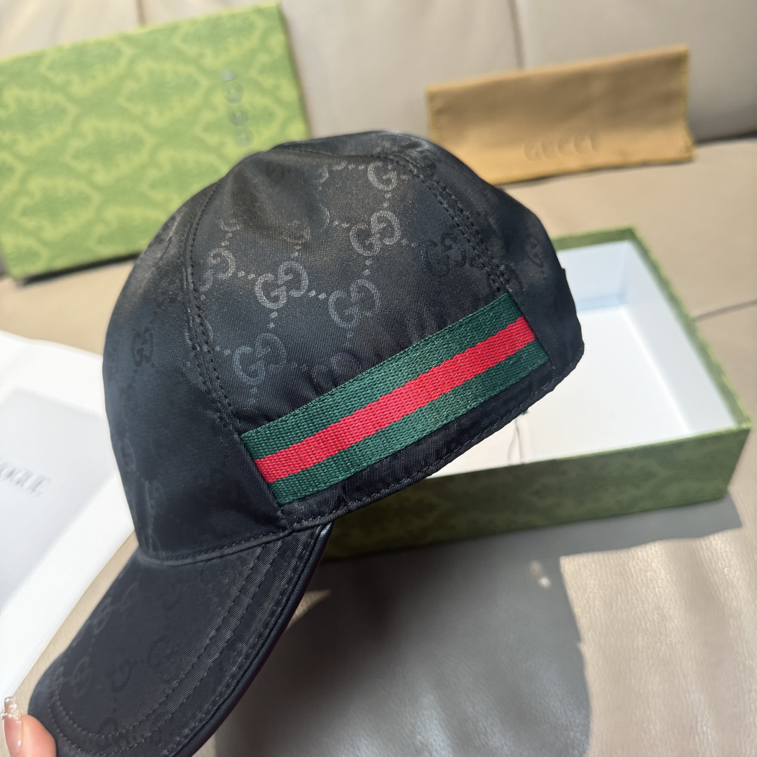 万年经典款！配盒子布袋，Gucci(古奇)经典原单棒球帽😍😍专柜1:1开模订制，最高版本，原版绸缎面料+