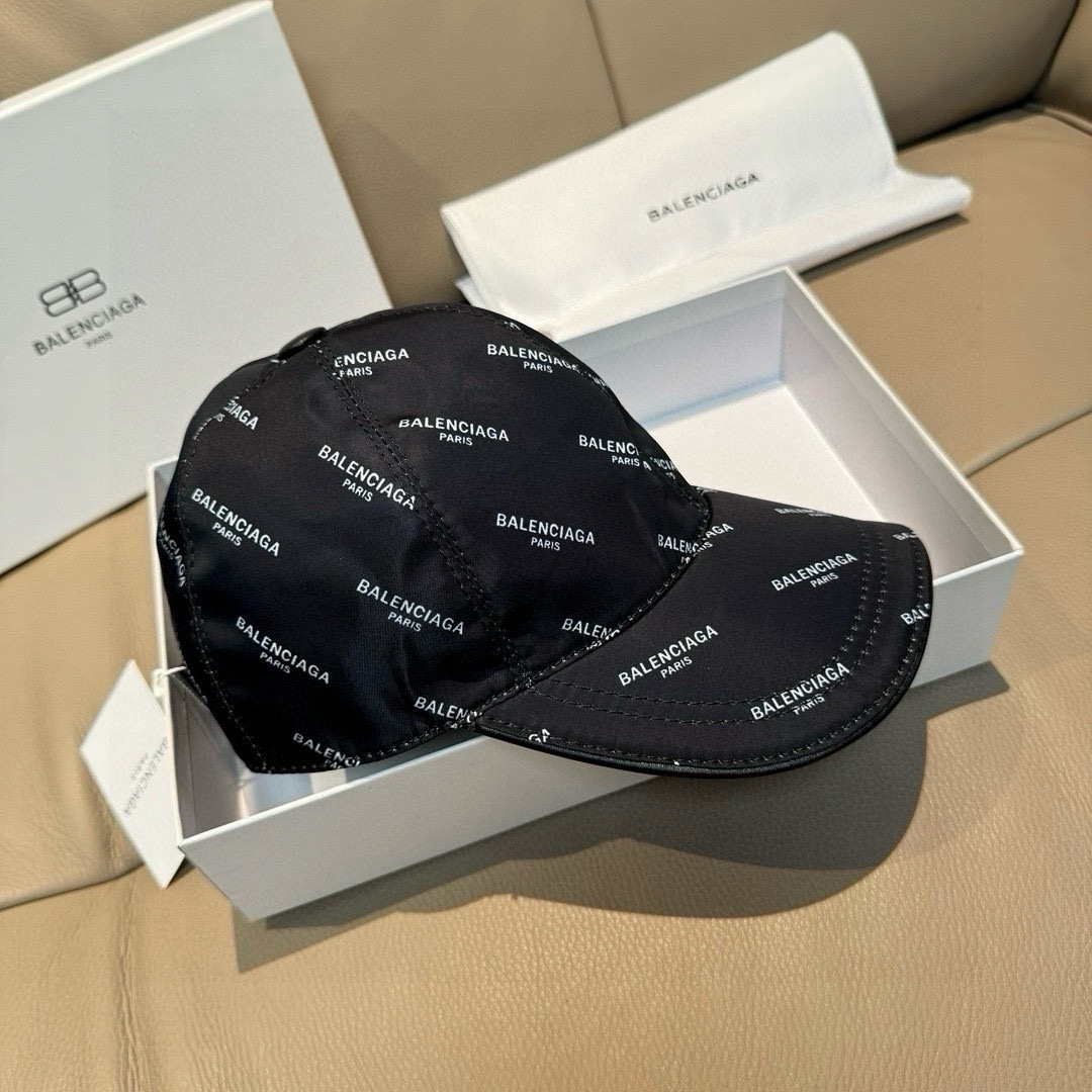 配盒子布袋，Balenciaga（巴黎世家）经典原单棒球帽， 专柜1:1开模订制，原版丝印绸缎面料+头层