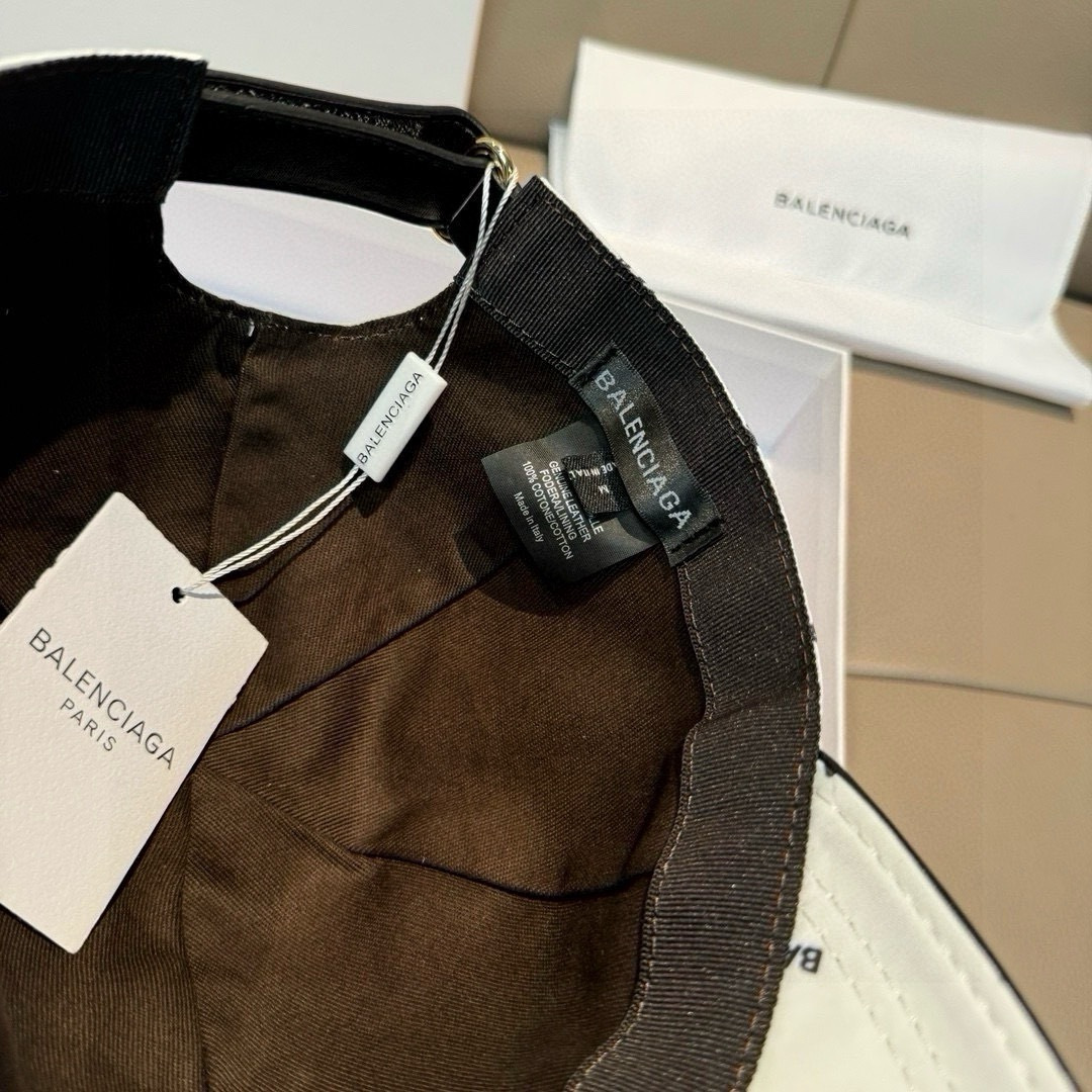 配盒子布袋，Balenciaga（巴黎世家）经典原单棒球帽， 专柜1:1开模订制，原版丝印绸缎面料+头层