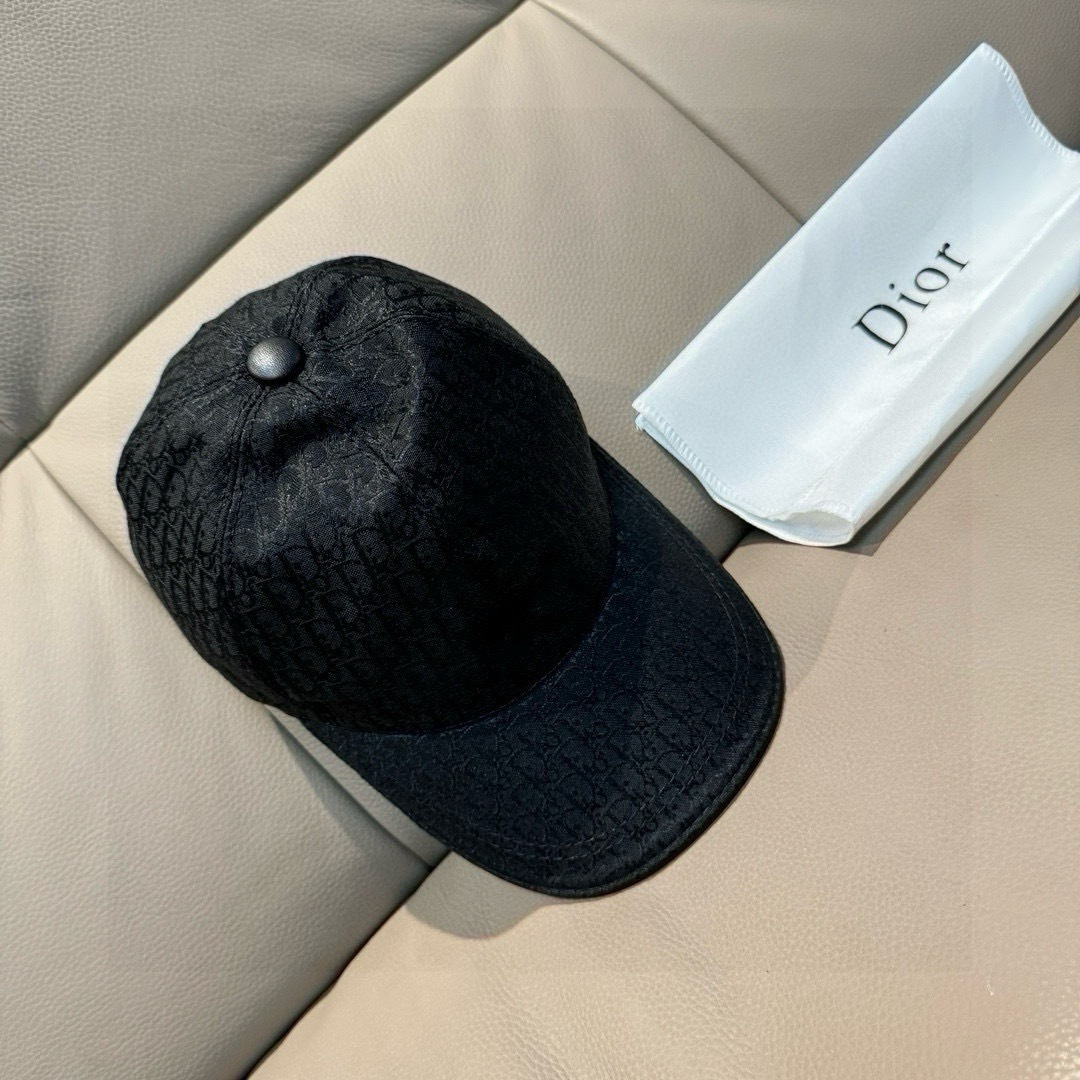 新款出货配盒子布袋，Dior(迪奥)新款原单棒球帽， Dior老花，复古韵味十足，专柜断货热门，1:1开