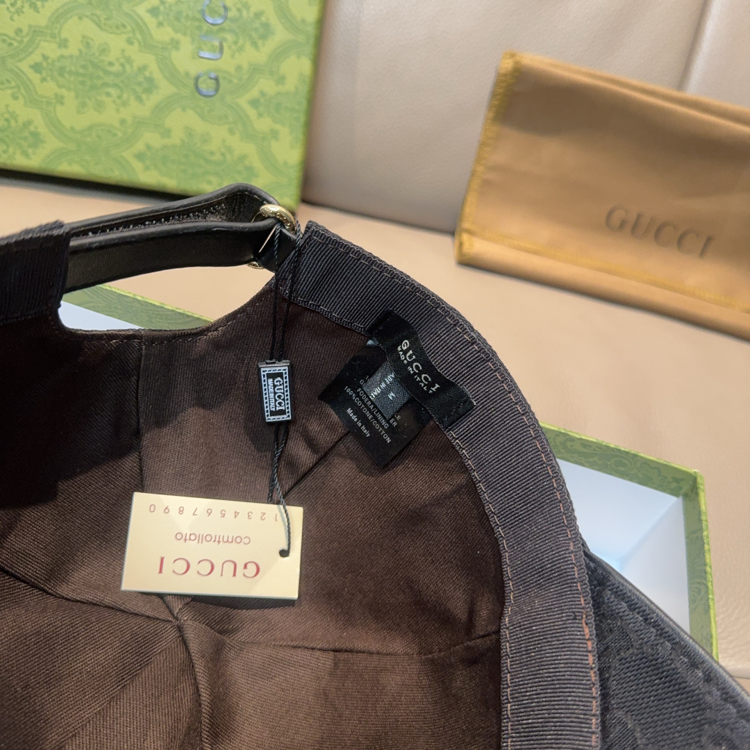 Gucci 配盒子布袋 Gucci(古奇) 款 棒球帽 钢扣款 1:1开模订制 帆布料+头层牛皮