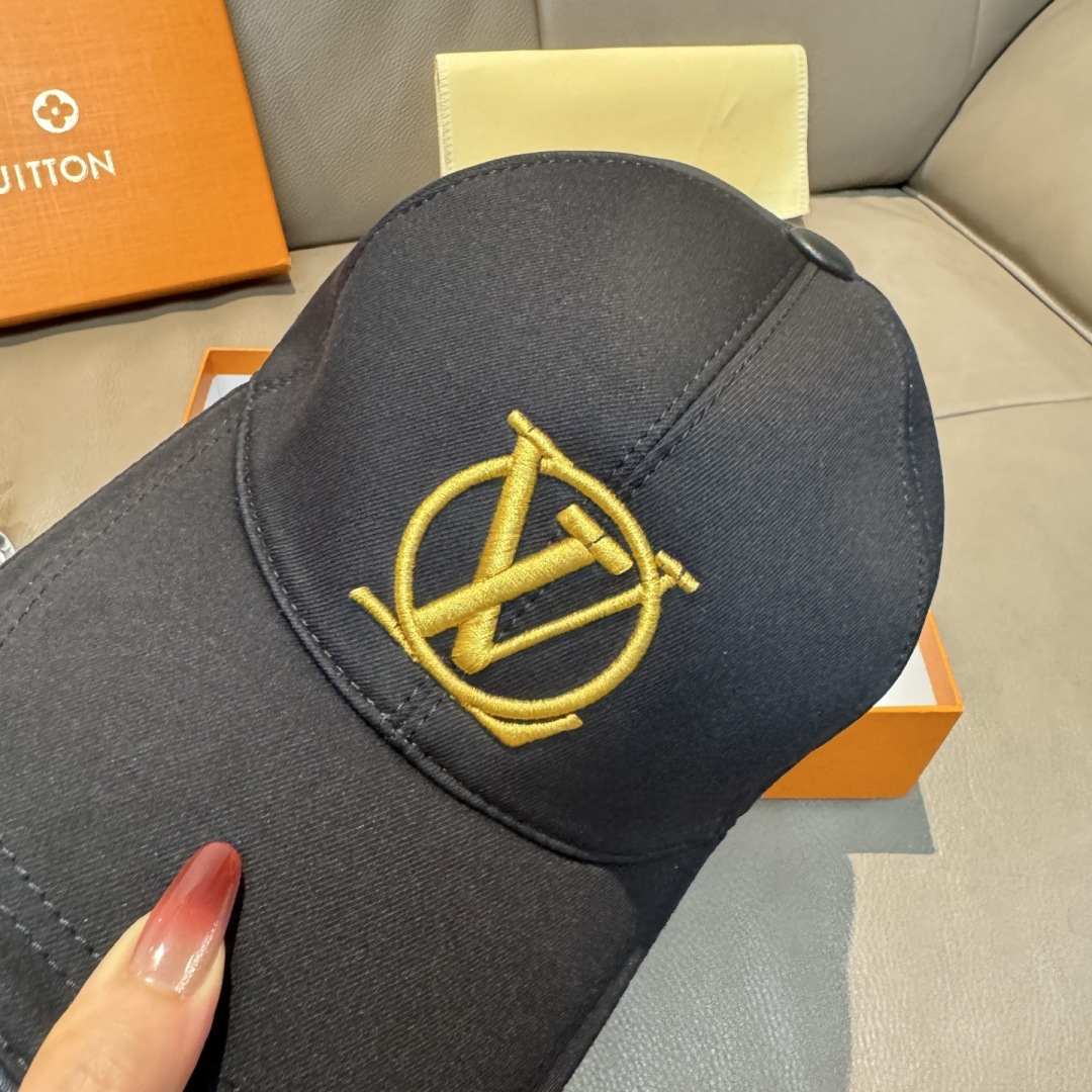 Louis Vuitton 配盒子布袋 LV(路易威登)新款 棒球帽 Lv刺绣 1:1开模订制 重工刺绣 做工细致完美