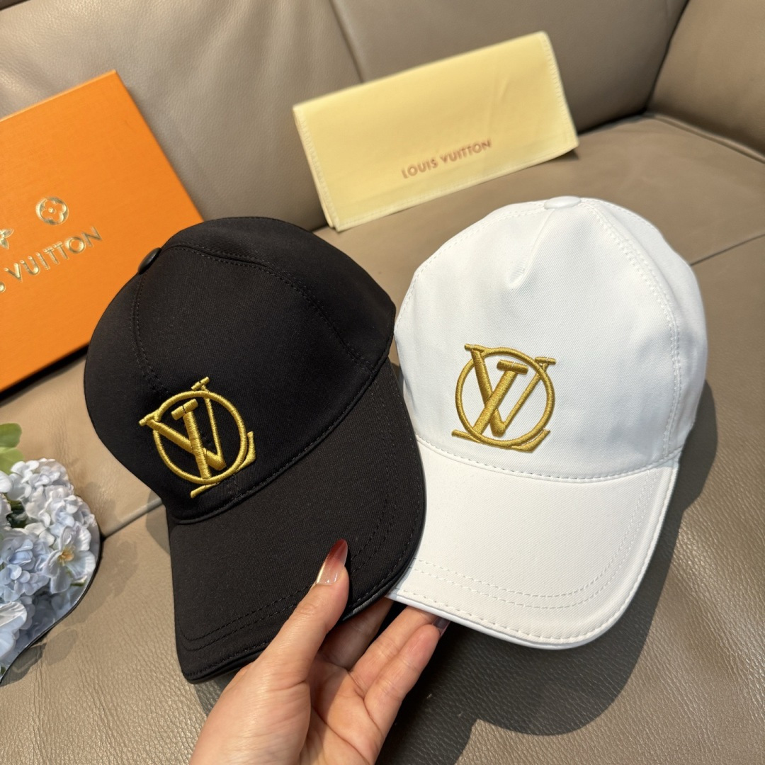 新款出货配盒子布袋，LV(路易威登)新款原单棒球帽，Lv刺绣，1:1开模订制，重工刺绣，做工细致完美，质