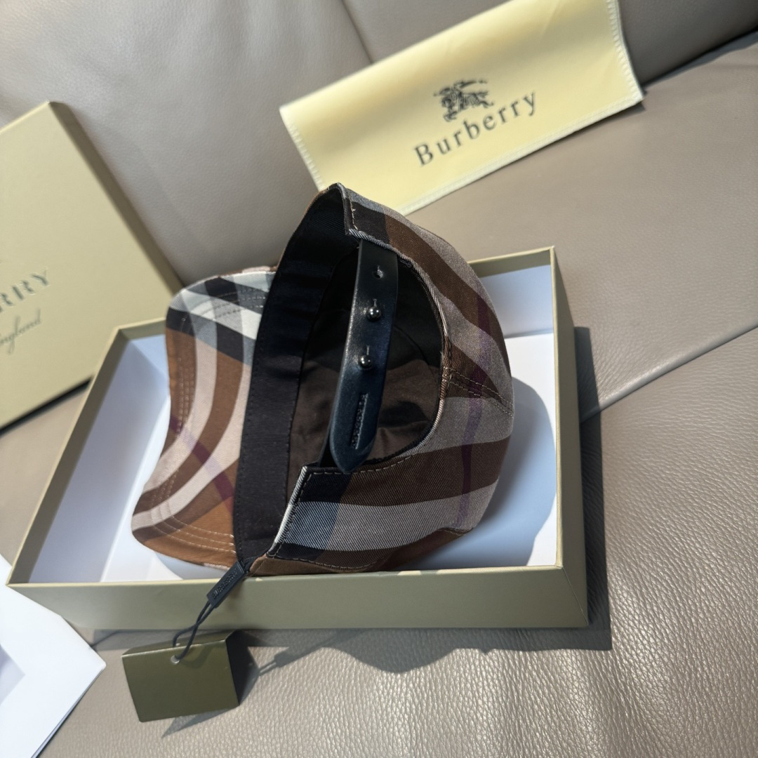 新款出货配盒子布袋Burberry（巴宝莉）原单棒球帽， 专柜热卖款，经典格子，1:1开模订制，帆布面料