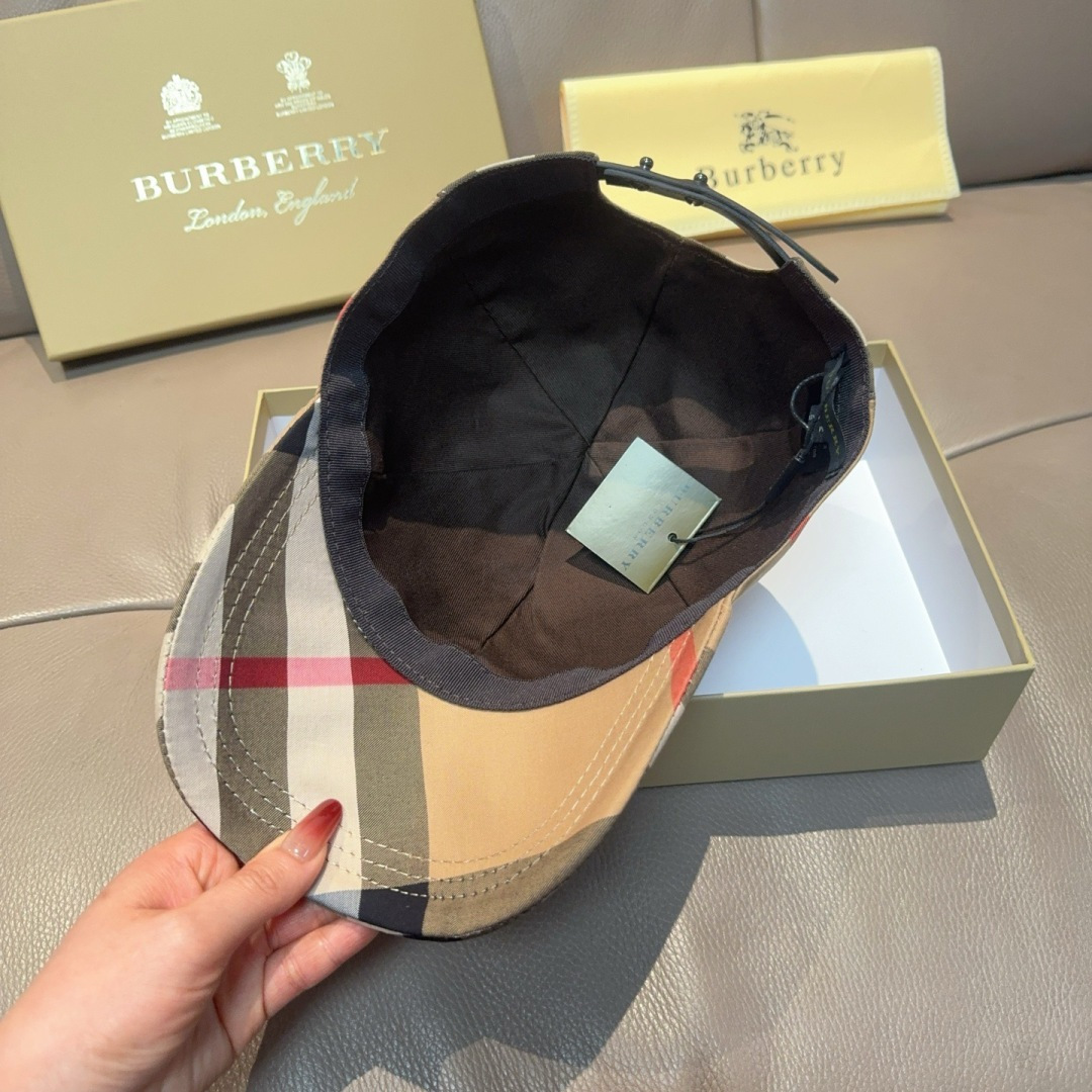 新款出货配盒子布袋Burberry（巴宝莉）原单棒球帽， 专柜热卖款，经典格子，1:1开模订制，帆布面料