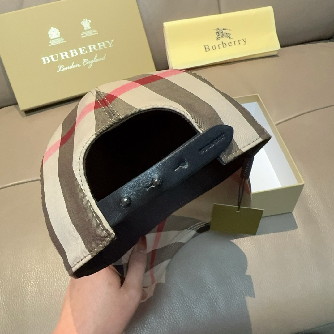 新款出货配盒子布袋Burberry（巴宝莉）原单棒球帽， 专柜热卖款，经典格子，1:1开模订制，帆布面料