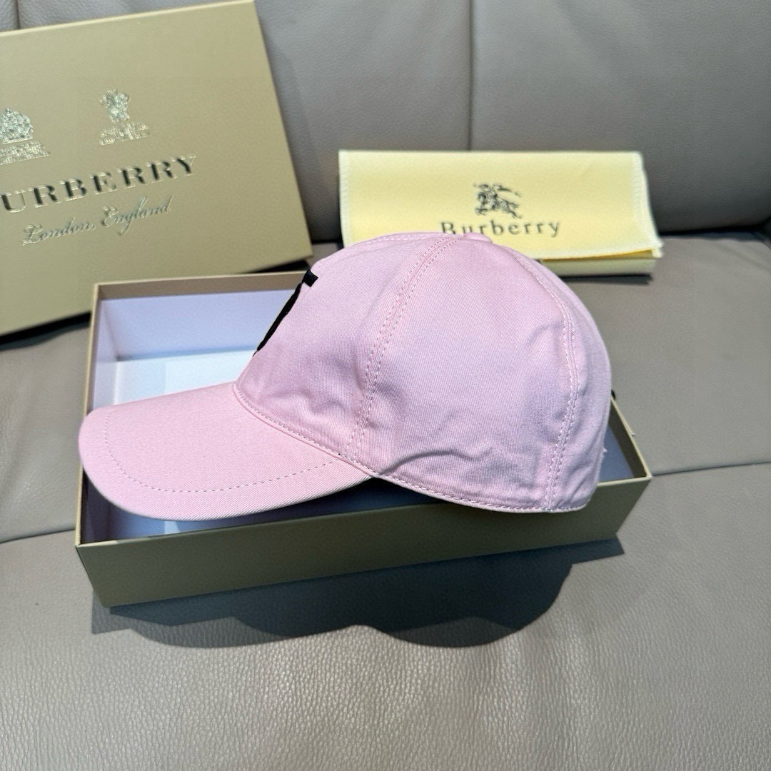 配盒子布袋，Burberry（巴宝莉）专柜爆款原单棒球帽，1:1开模订制，立体刺绣，精致无暇！100%纯