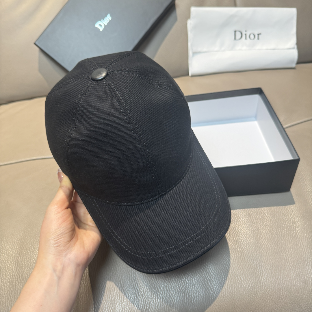Dior 配盒子布袋 Dior(迪奥) 棒球帽 字母刺绣 1:1开模订制 帆布料+头层牛皮