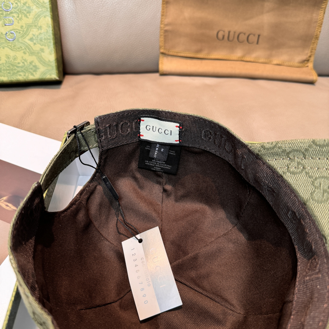 原单版本新色出货！配盒子布袋，Gucci(古奇)最新原单棒球帽，宽版织带。专柜1:1开模订制，最高版本，