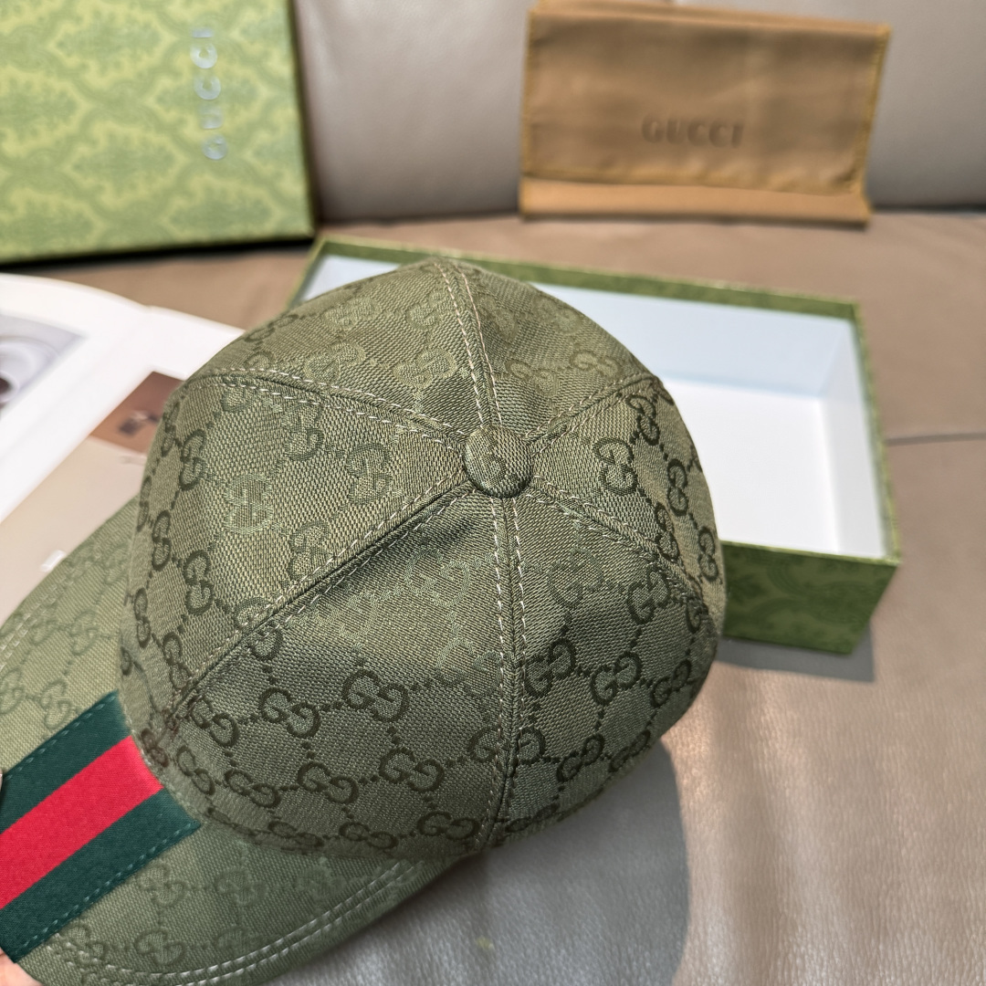 原单版本新色出货！配盒子布袋，Gucci(古奇)最新原单棒球帽，宽版织带。专柜1:1开模订制，最高版本，