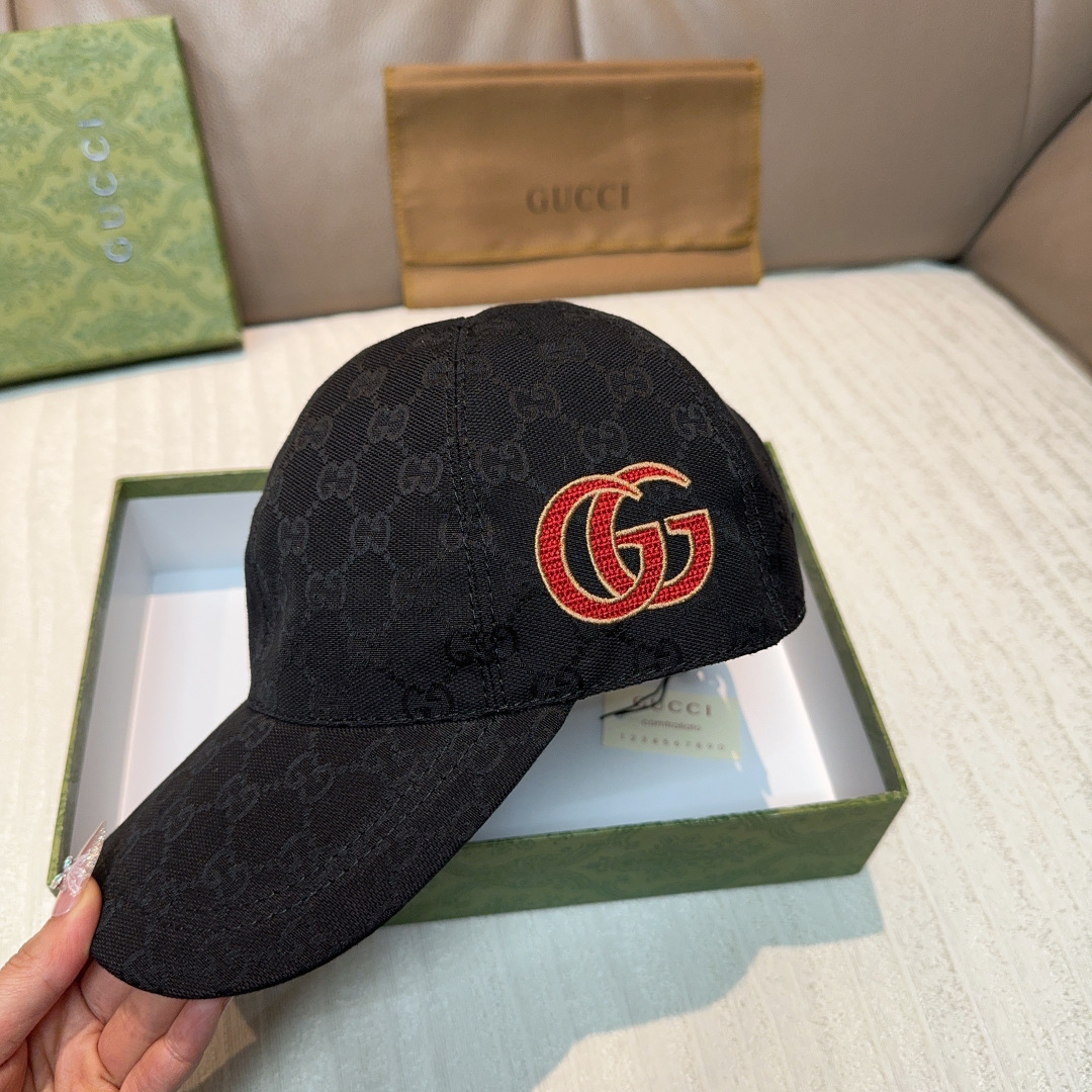 Gucci 配盒子布袋 Gucci(古奇)新款 棒球帽 侧面大双G刺绣 1:1开模订制 重工刺绣