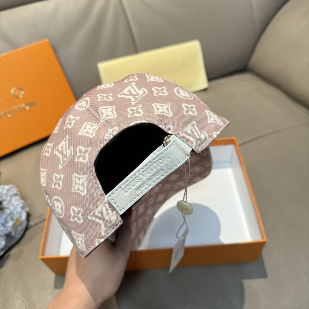 配盒子布袋，LV(路易威登)新款原单棒球帽， 专柜1:1开模订制，原版帆布料+头层牛皮，轻盈透气！质量超